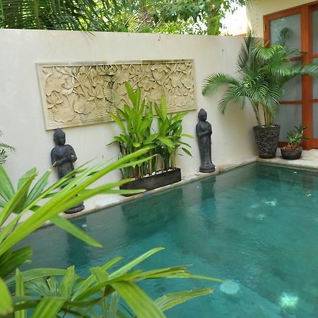 Villa Ngetis Sanur Exterior foto